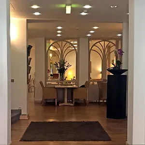 city.topcolognehotels.com/